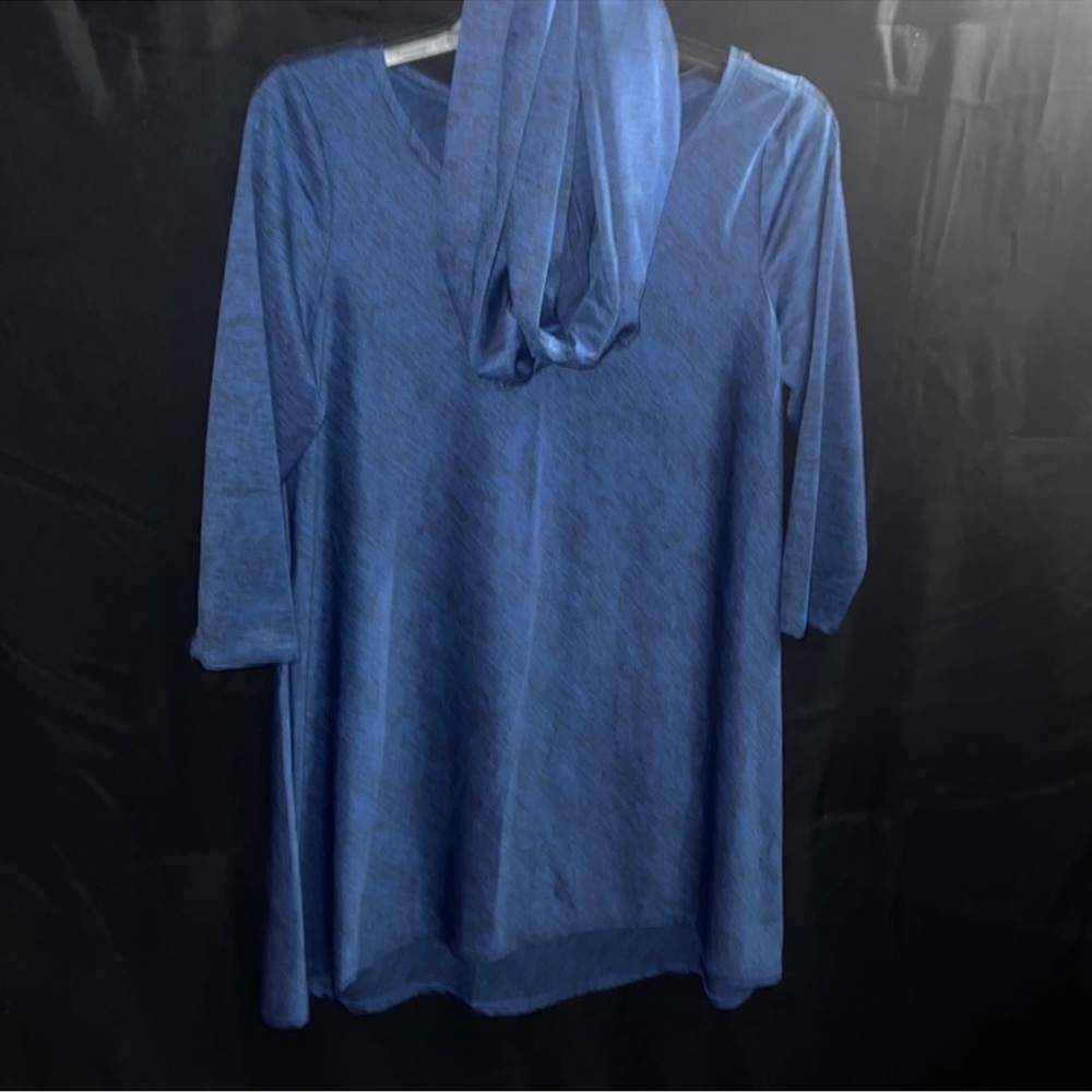 Hannah brand 3/4 length sleeve women's small blouse